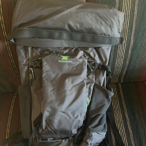 Mountainsmith Scream 30 Backpack - Picture 1 of 7